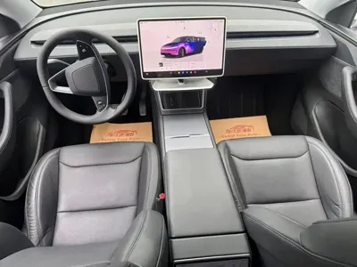 Tesla Model Y 2025, 26000 км, за 30809.72 USD - фото 9
