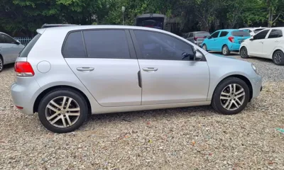 Volkswagen Golf 2011, 198524 км, за 2340.24 USD