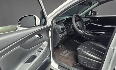 Hyundai Santafe 2021, 61608 км, за 18013.23 USD - фото 11