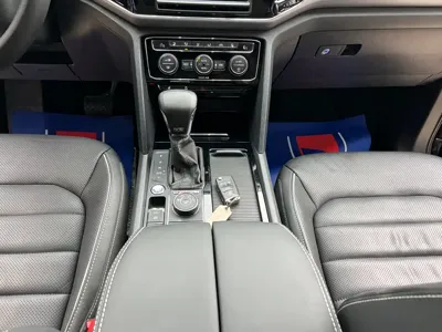 Volkswagen Teramont 2017, 80000 км, за 14309.73 USD - фото 16