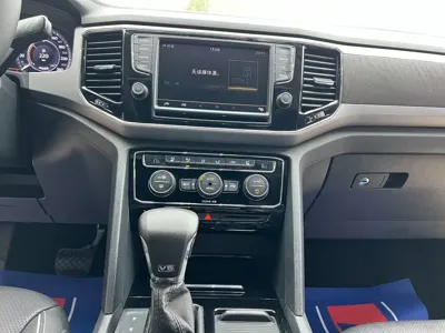 Volkswagen Teramont 2017, 80000 км, за 14309.73 USD - фото 23