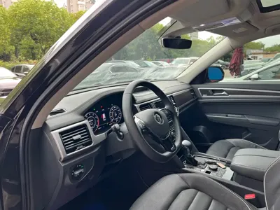 Volkswagen Teramont 2017, 80000 км, за 14309.73 USD - фото 35