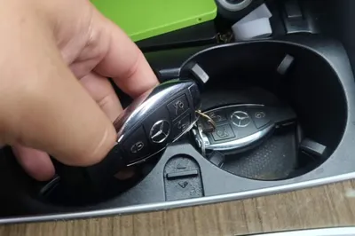 Mercedes-Benz GLC Coupe 2017, 64900 км, за 18880 USD - фото 23