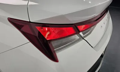 Hyundai Avante 2024, 83549 км, за 10831.04 USD - фото 23