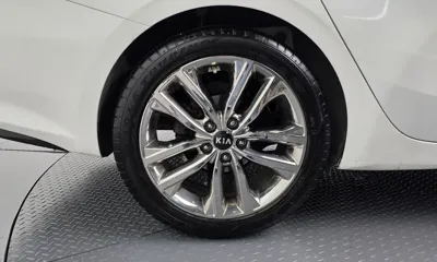Kia K3 2019, 145945 км, за 4128.92 USD