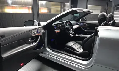 Mercedes-Benz E-Class 2021, 49964 км, за 31138.26 USD - фото 10