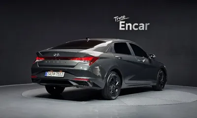 Hyundai Avante 2023, 33538 км, за 10831.04 USD