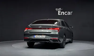 Hyundai Avante 2023, 33538 км, за 10831.04 USD