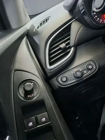 ChevroletGMDaewoo Trax 2021, 88000 км, за 8205.33 USD - фото 18