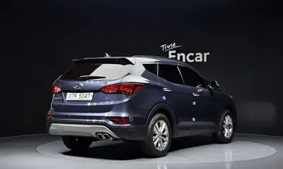 Hyundai Santafe 2018, 86428 км, за 8467.9 USD