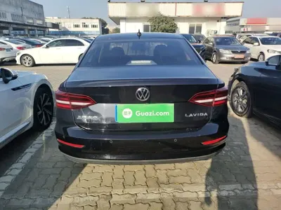 Volkswagen Lavida 2021, 57800 км, за 7823.74 USD