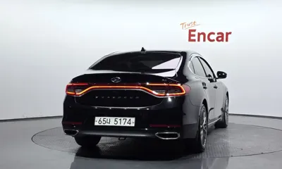 Hyundai Grandeur 2018, 156650 км, за 8790.78 USD