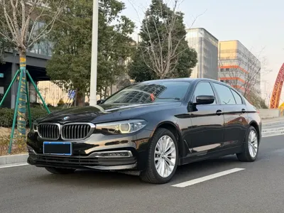 BMW 5 Series · 2018 год