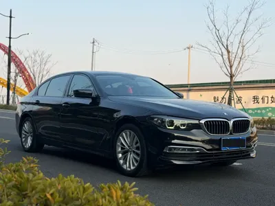 BMW 5 Series 2018, 80000 км, за 11032.71 USD