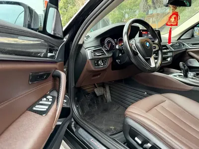 BMW 5 Series 2018, 80000 км, за 11032.71 USD