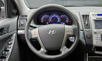 Hyundai Veracruz 2011, 147353 км, за 7168.81 USD - фото 13