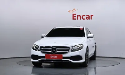 Mercedes-Benz E-Class 2017, 117603 км, за 12286.29 USD
