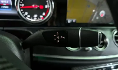 Mercedes-Benz E-Class 2017, 117603 км, за 12286.29 USD - фото 9