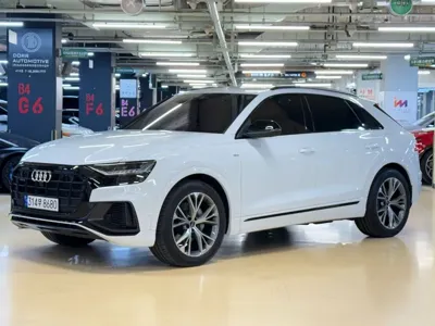 Audi Q8 · 2022 год