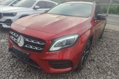 Mercedes-Benz GLA · 2018 год