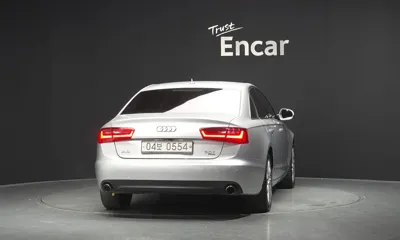 Audi A6 2014, 70359 км, за 6445.67 USD