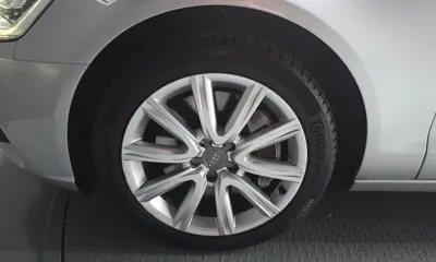 Audi A6 2014, 70359 км, за 6445.67 USD