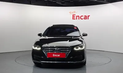 Hyundai Grandeur 2017, 117622 км, за 9184.01 USD