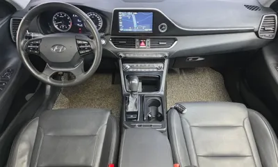 Hyundai Grandeur 2017, 117622 км, за 9184.01 USD - фото 7