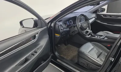 Hyundai Grandeur 2017, 117622 км, за 9184.01 USD - фото 12