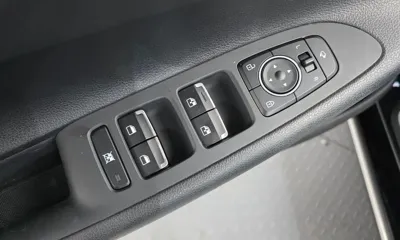 Hyundai Grandeur 2017, 117622 км, за 9184.01 USD - фото 13
