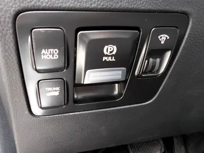 Hyundai Equus 2012, 285346 км, за 2225.29 USD - фото 14