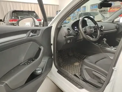 Audi A3 2019, 119500 км, за 8122.12 USD - фото 16