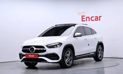 Mercedes-Benz GLA-Class · 2022 год