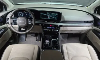Kia Canival 2023, 36620 км, за 18566.79 USD - фото 7