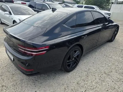 Genesis G80 2026, 7700 км, за 48859.96 USD - фото 7