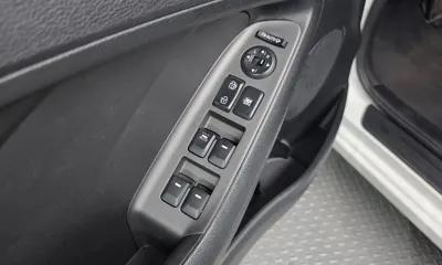Kia K3 2013, 69906 км, за 4230.57 USD - фото 11