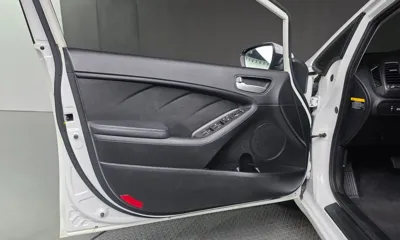 Kia K3 2013, 69906 км, за 4230.57 USD - фото 24