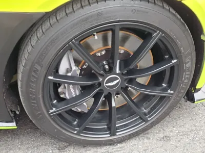 Astonmartin Vantage 2019, 73000 км, за 59849.13 USD - фото 7
