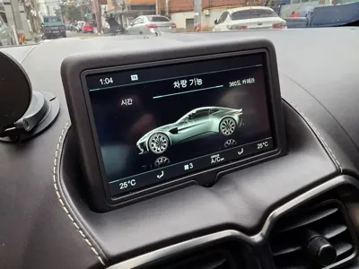 Astonmartin Vantage 2019, 73000 км, за 59849.13 USD - фото 12