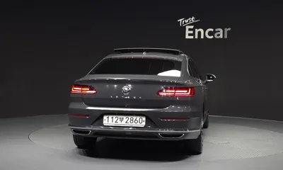 Volkswagen Arteon 2019, 88572 км, за 12052.12 USD