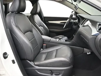 Infiniti QX50 2019, 134268 км, за 9441.94 USD - фото 11