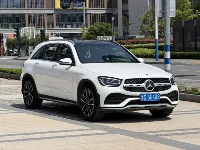 Mercedes-Benz GLC 2022, 79000 км, за 29439.04 USD