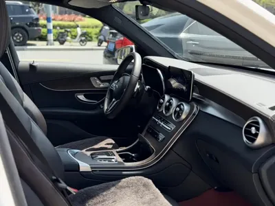 Mercedes-Benz GLC 2022, 79000 км, за 29315.96 USD - фото 12