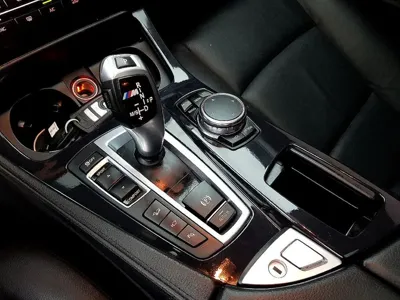 BMW 5-Series 2016, 161939 км, за 8782.21 USD - фото 12
