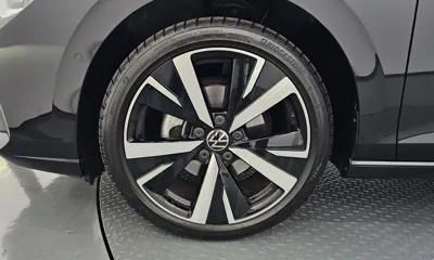 Volkswagen Golf 2025, 7859 км, за 23387.63 USD