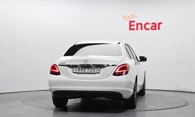 Mercedes-Benz C-Class 2019, 44049 км, за 13708.6 USD