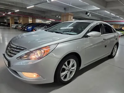 Hyundai Sonata · 2011 год