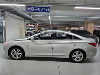 Hyundai Sonata 2011, 80691 км, за 2445.8 USD - фото 7