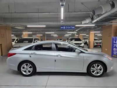 Hyundai Sonata 2011, 80691 км, за 2445.8 USD - фото 8