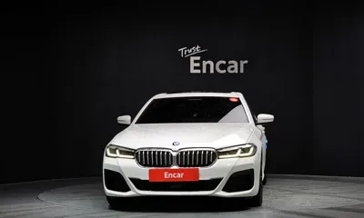 BMW 5-Series 2023, 57870 км, за 27483.42 USD